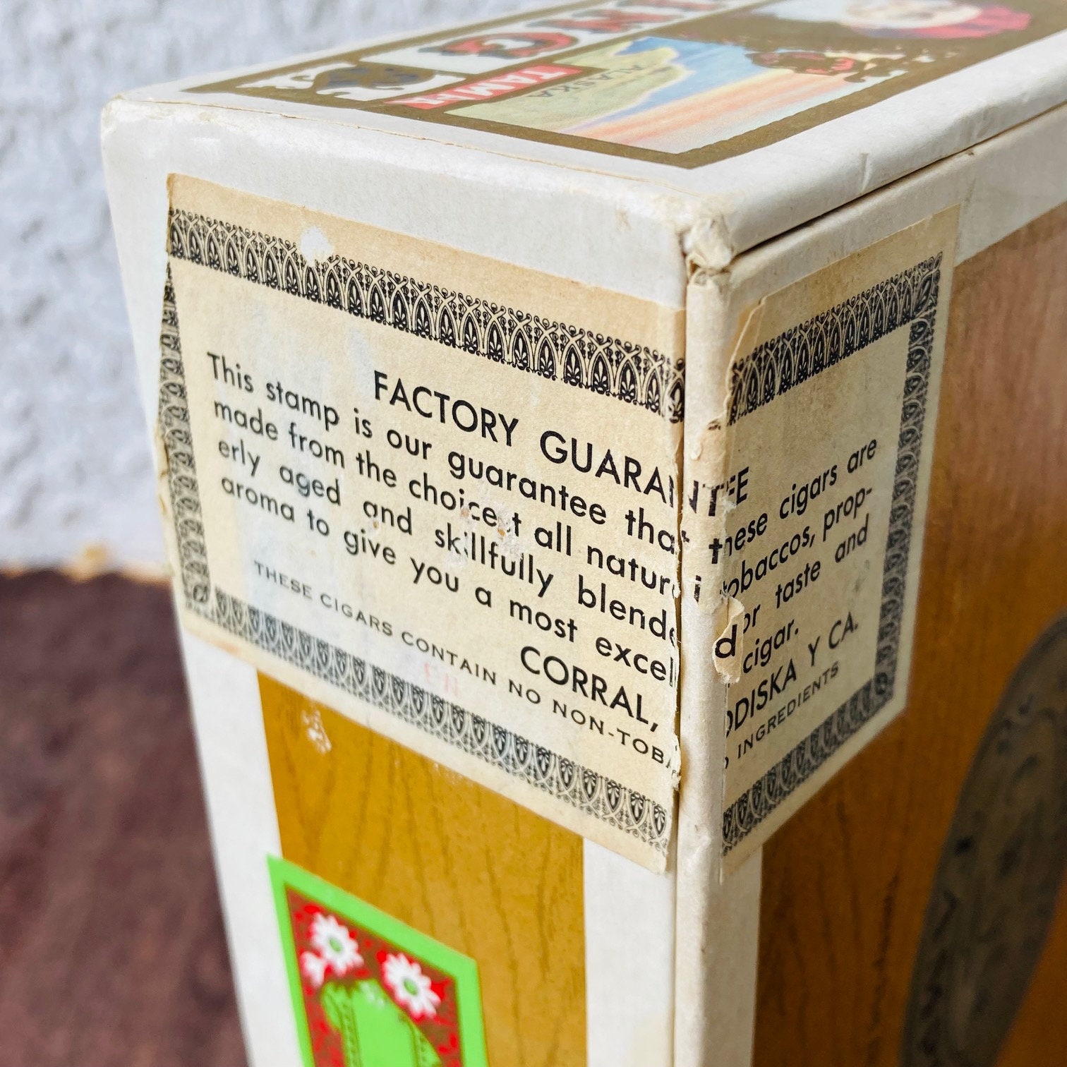 Copia de Cajas Vintage (Set 3) / Vintage tin boxes (3 piece set) – Historia  Viva