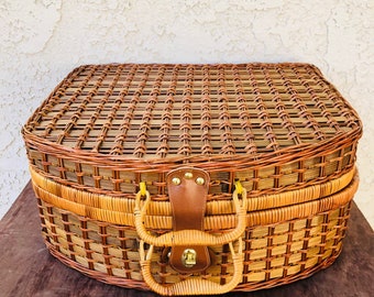 Large Vintage Wicker Picnic Basket, Cloth Lined Straps, Antique Retro Brown Storage Box, Rustic Wood, Summer Outdoor Dining Decor, #CE0566r