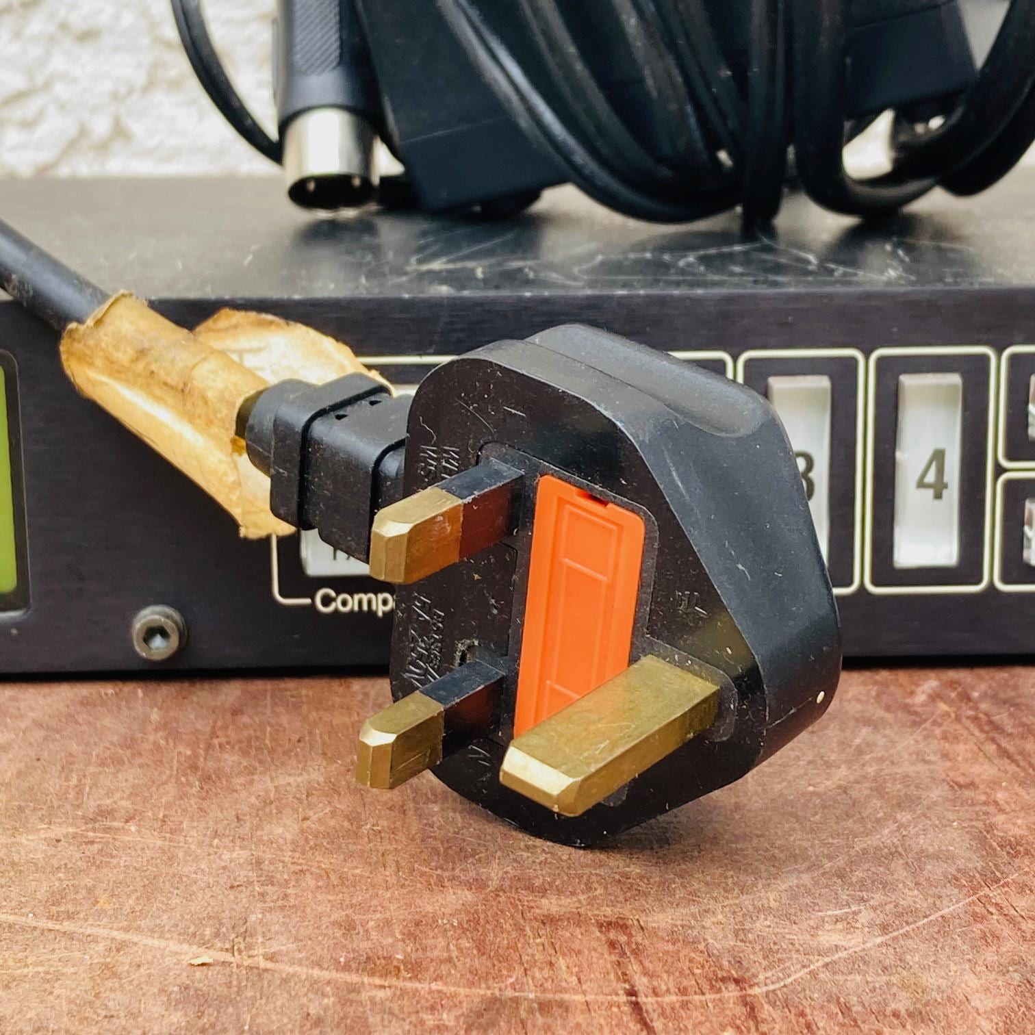 DigiTech Studio マルチエフェクトプロセッサー DigiTech Studio マルチエフェクトプロセッサー DigiTech Studio