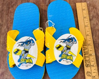 1960s Vintage Kids Batman Infradito Shoe Size Adult 1-3, DC Comics