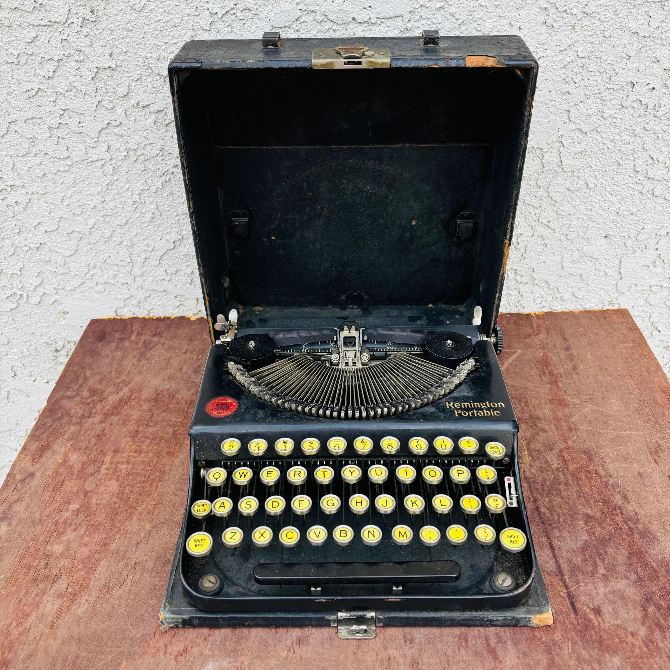 Remington Typewriter With Case - Etsy New Zealand