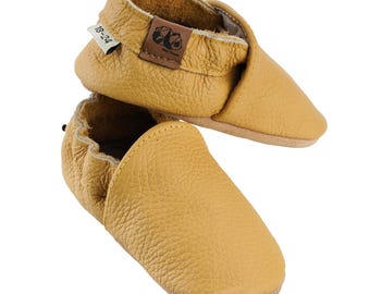 Leather Baby Crawling Shoes Beige – Soft, Non-Slip First Walking Shoes | Leather Baby Shoes for Daycare & Home | Baby Shower Gift
