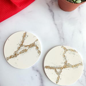 Large White Kintsugi Stone Coasters, Gold Foil Detail, Modern Minimalist Drinkware