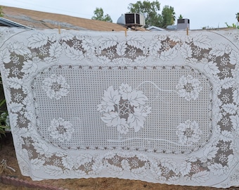 Mantel De Encaje Con Hojas Y Flores