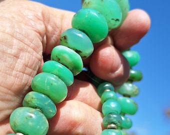 Collar de piedras preciosas de turquesa japonesa hecho a mano con cuentas y cierre de plata de ley
