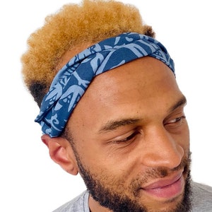 Light blue & slightly darker blue William Morris style printed cotton mens headband is comfy, soft and is elasticated at the back. Bands are plaited at the front as an interesting, subtle design detail.