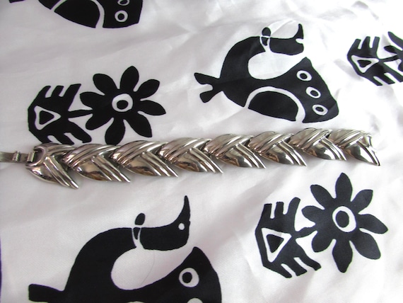 BRACELET SILVER  Leaf LINK  c. 1960 - image 1