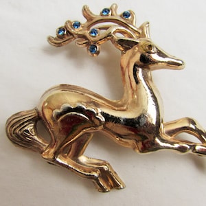 1950s Art Deco style  LARGE BROACH/ Pin  Leaping DEER Stag horn&#39;s with blue rhinestones Goldtone lapel Hat Pin Retro Jewelry