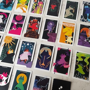 Zauberer Katzen Tarot Deck - 78 Tarot Karten & Ratgeber - Klassisches Zukunfts Deck für Anfänger - Komplett Illustriert - Tarot der Zaubererkatzen
