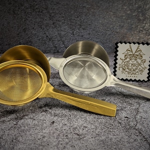 Stainless Steel Tea Strainer (Gold or Silver)