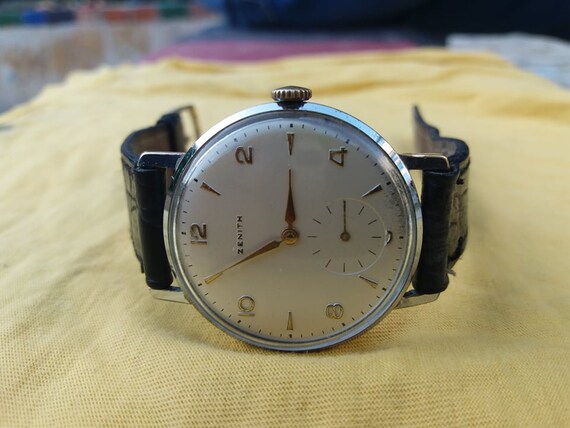 vintage mechanic zenith watch