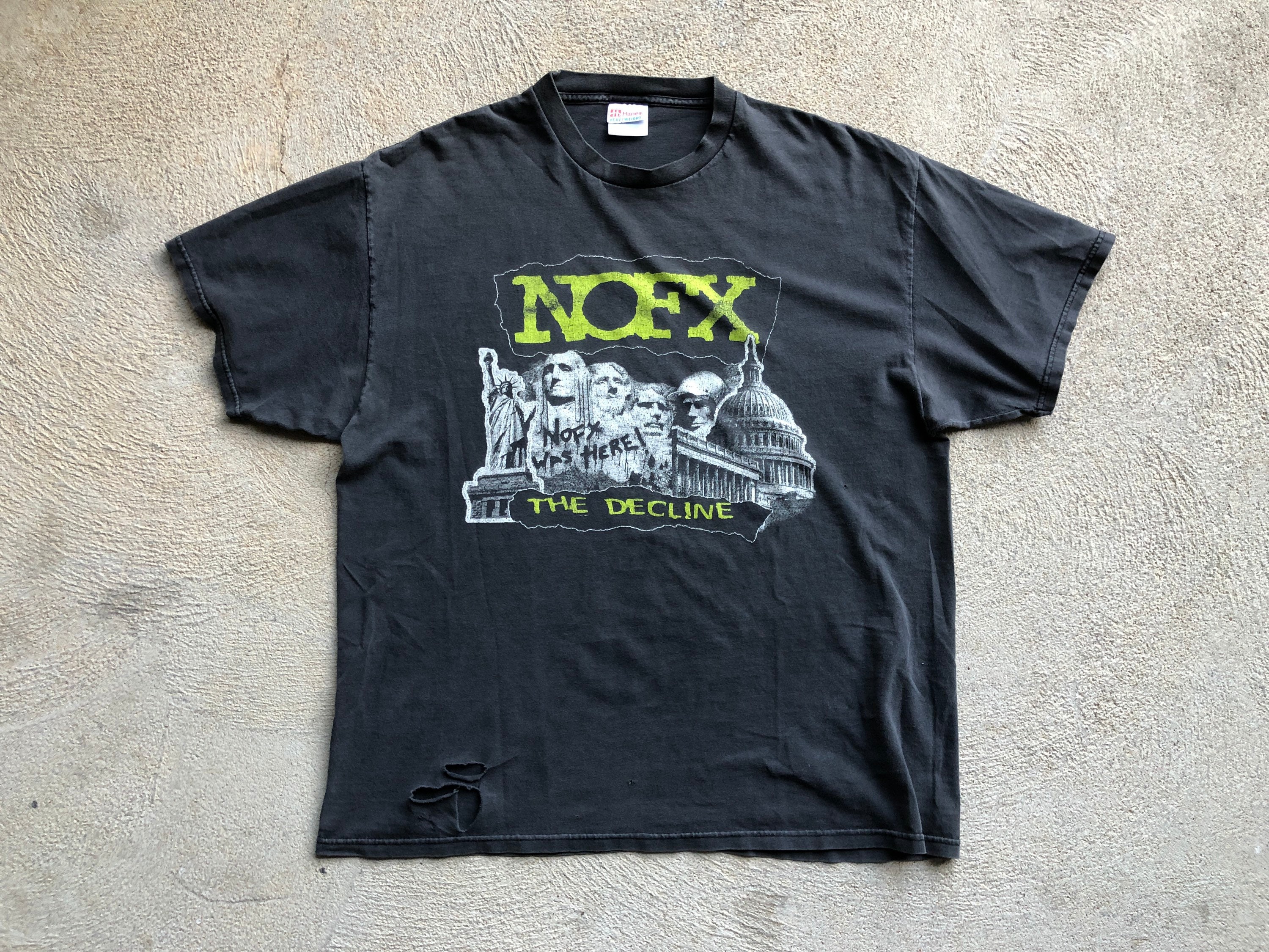 Vintage 2000 NOFX The Decline Band Tee