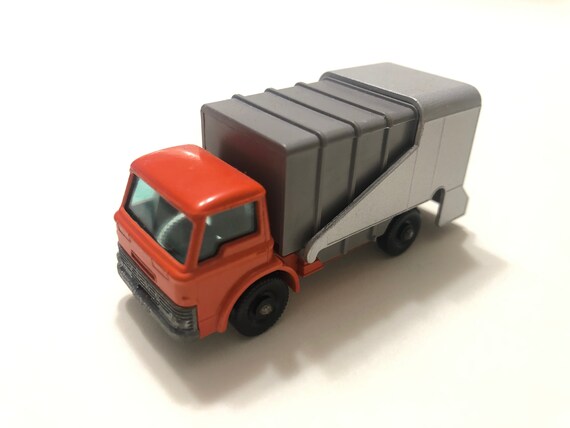 matchbox series 7 refuse truck