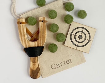 Tirachinas personalizado con munición de bola de fieltro, juguete clásico de madera, juguete unisex, regalo para niña, juguete de catapulta personalizado
