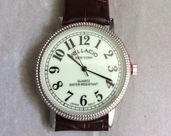 1965 Caravelle 17J Bulova Silver Toned Black Hands Sweep  display picture 3