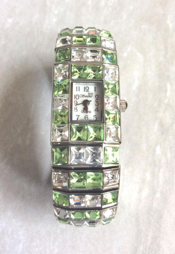 GENEVA Crystal Women display picture 2