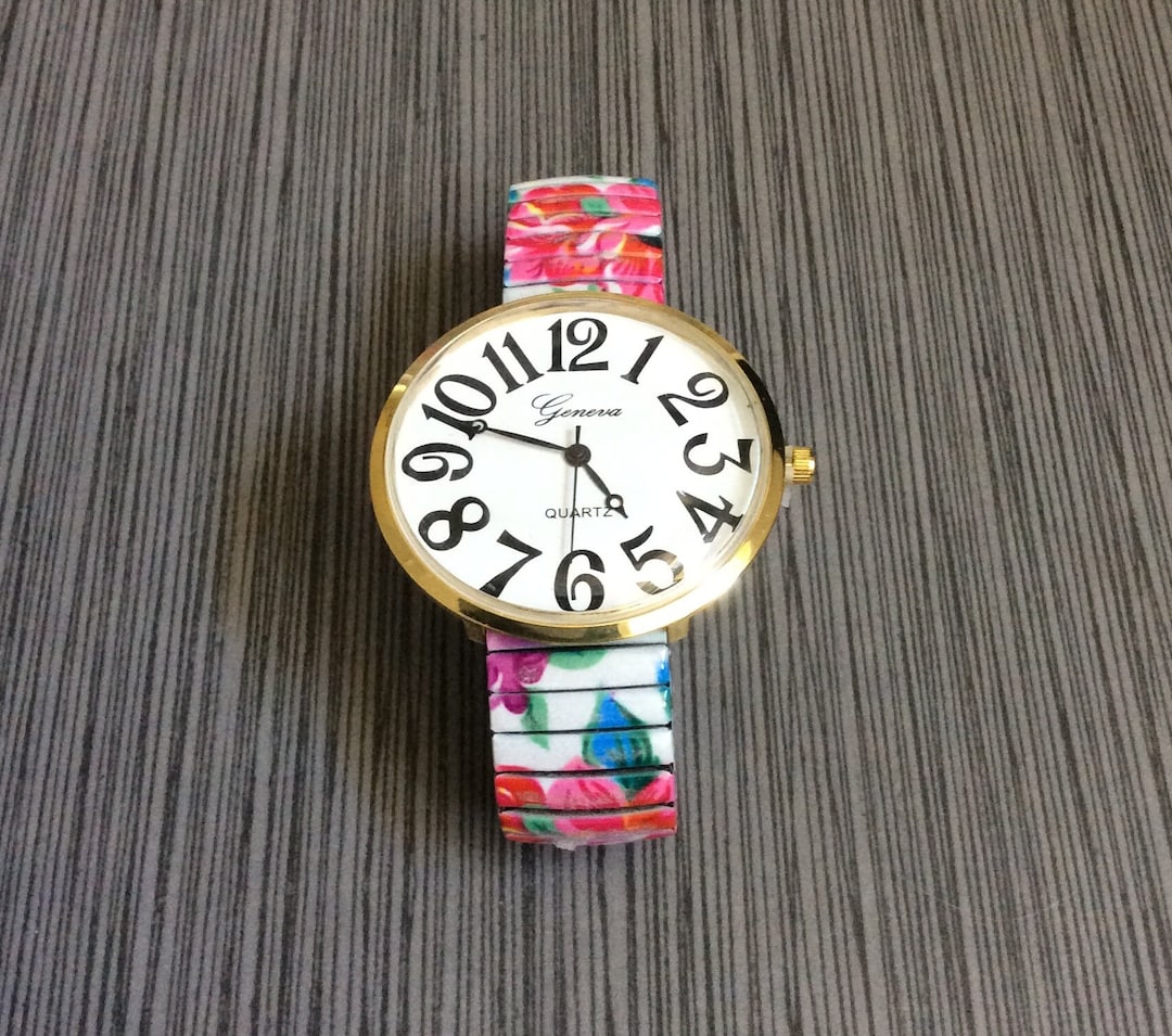Montre Vintage Geneva Dame - Cadran Argenté Chiffres Romains/arabes - Bracelet Blanc - Fonctionne (pile Neuve)