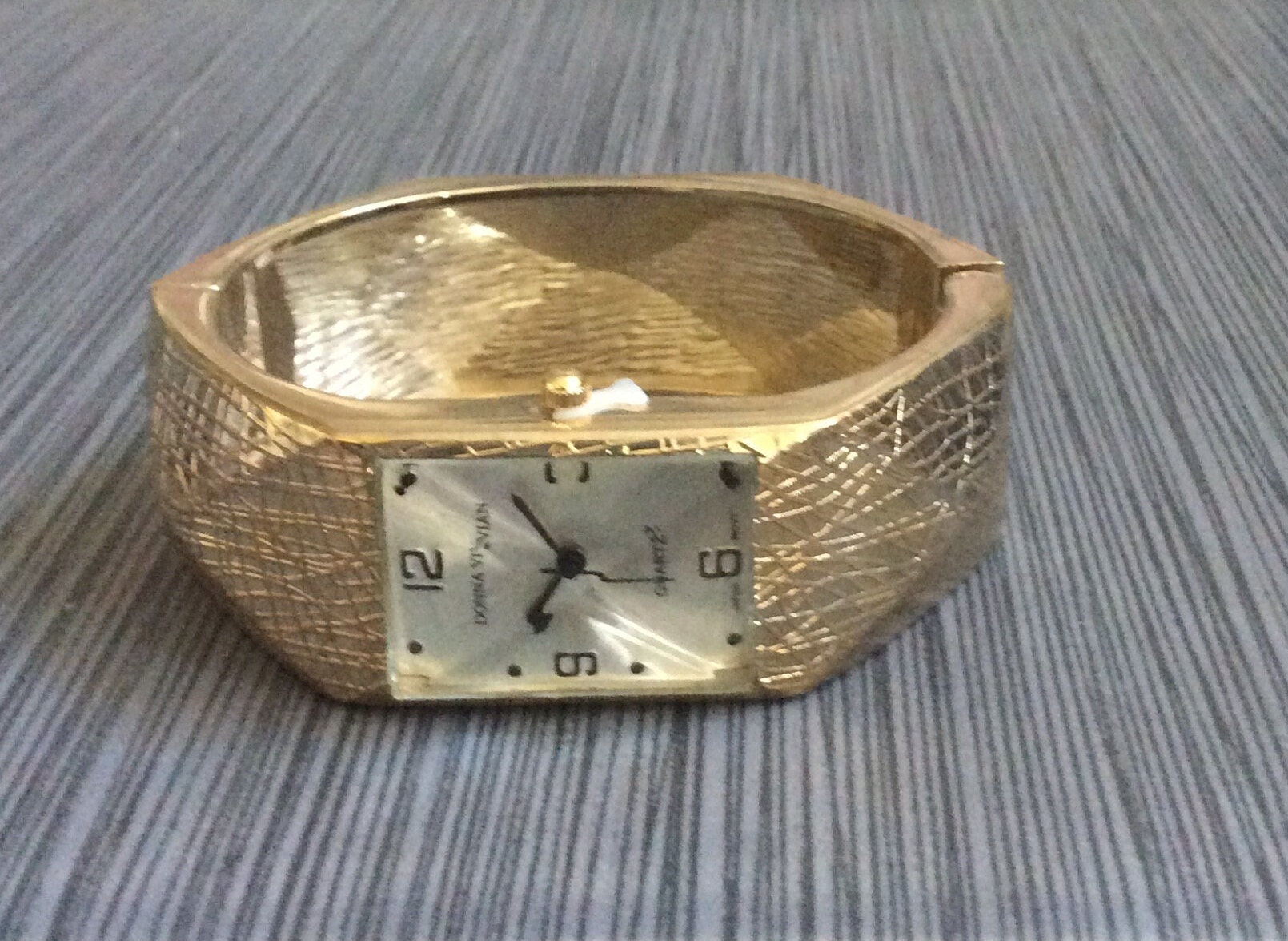 Donna vivian watches prices sales
