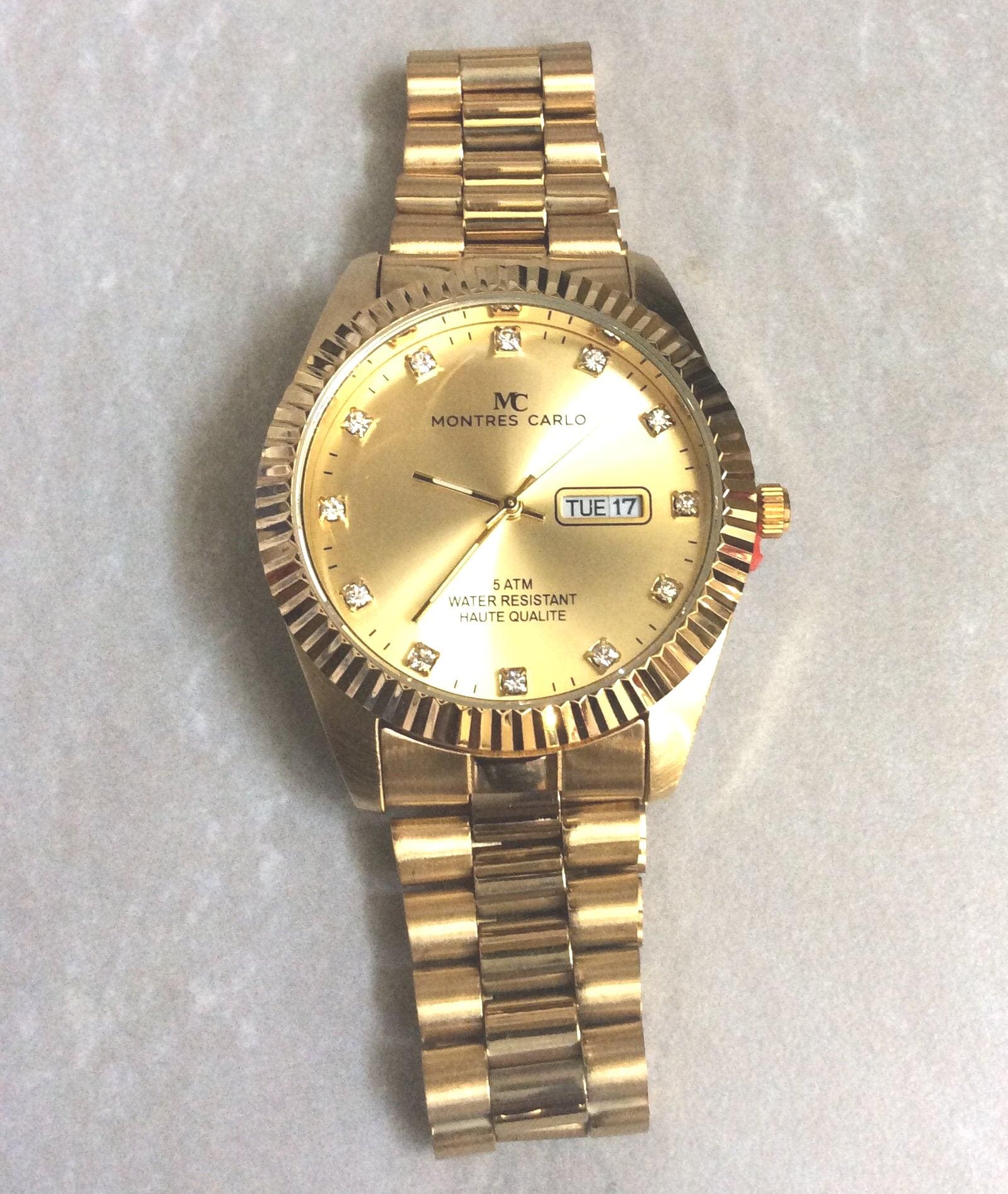 Montres Carlo Gold Men's Watch Round Gold Dial Day & Date Crystal Hours on Gold Linked Band Unused New Vintage Item, Works Perfectly!