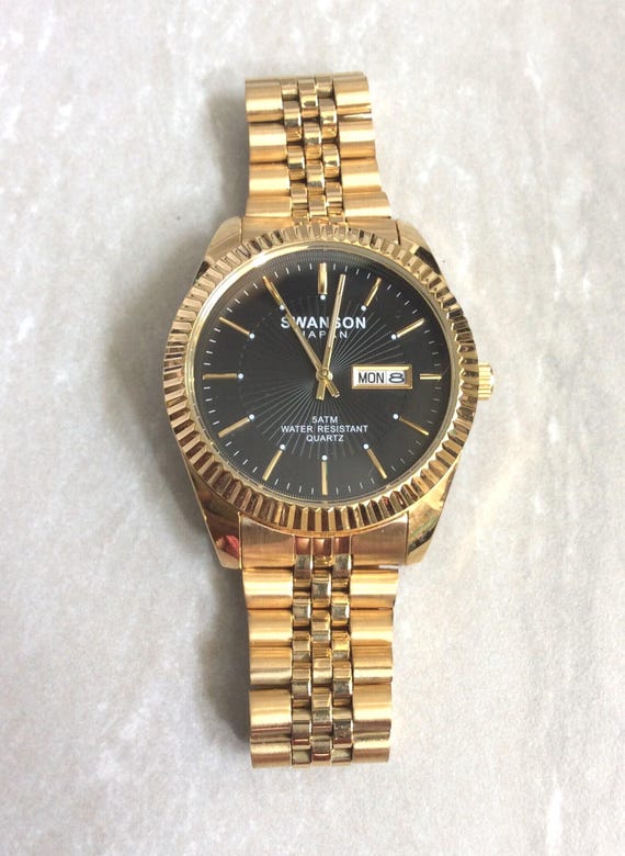 Vtg Swanson Men\'s Watch Round Date Black Dial Gold Tone Bracelet Band 25mm SWANSON TANK Price: 7500/- (Shipping Included) Reference  main image 4