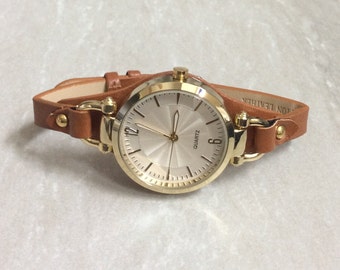 Women's Gold Watch Round Silver Dial Easy Time Reader on a Brown Unique Leather Band Unused New Vintage Watch Beautiful Style!