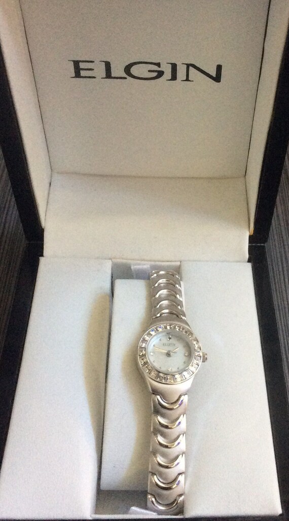 Elgin Women's Silver Watch Crystal Round Pearl Dial C… - Gem