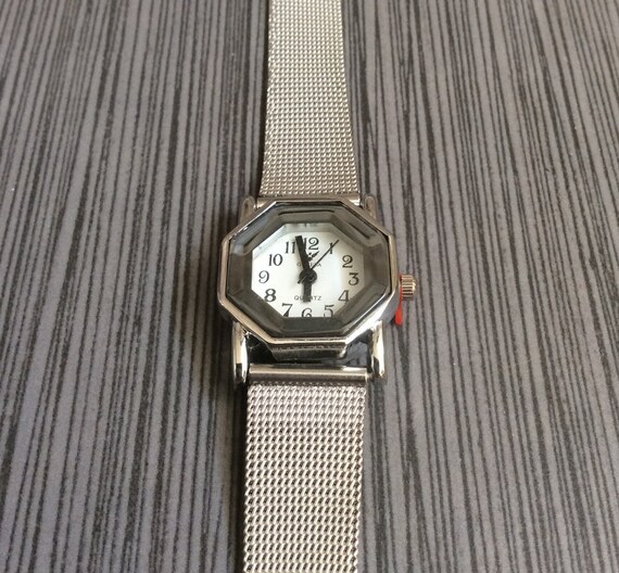Ladies watch silver mesh strap cheap