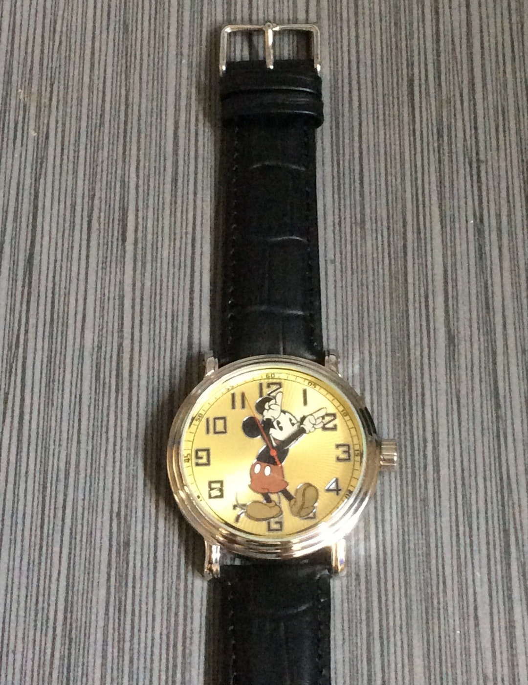DISNEY Mickey Mouse Silver Watch Round Gold Mickey Dial His Arms ...
