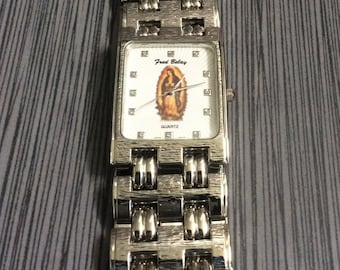 Religious Men's Watch Rectangle White Sunray Virgen Mary Dial Crystal Hours on Silver Linked Band New Un-Used Vintage Item Works Perfectly!