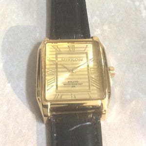 MIYKON Men&#39;s Gold Watch Rectangle Gold Dial on a Black leather Band Unused New Vintage Watch for Longtime Useage!