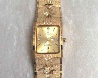 Vintage Gruen Women's Quartz Watch: Gold Plated Nugget Band, 6