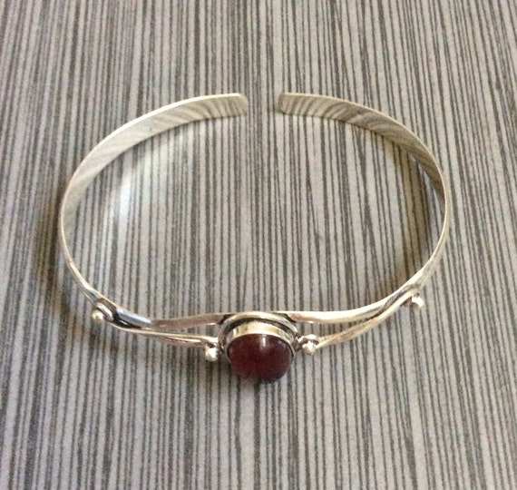 Garnet bangle best sale bracelet