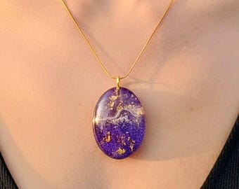 Resin Eiche Baum Anhänger lila: Messing Lünette, Gold Flakes, Naturschmuck