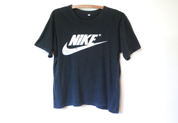 nike t shirt 90s