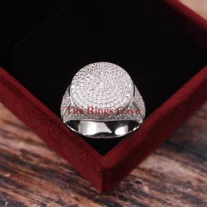 Iced Out Moissanite Men&#39;s Ring: 18K White Gold Plated 925 Silver
