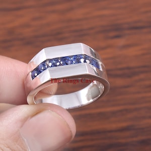 Blue Sapphire Men&#39;s Ring: 925 Sterling Silver Wedding Band