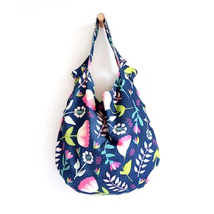 Vintage Floral Scoop Tote Bag