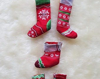Christmas stockings for 8-12 inch fashion dolls.  1:6 scale dollhouse accessoires. Christmas dollhouse. MADE TO ORDER