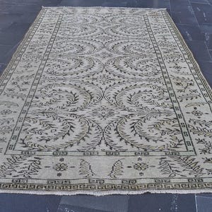 Turkish large rug, Decorative rug, Vintage rug, Livingroom rug, 5.3 x 9.0 ft Oriental rug, Kitchen rug, Rustic rug, Boho decor rug,  RL8200