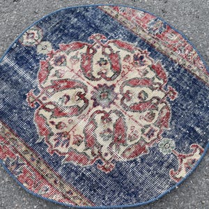 Circle area rug, Turkish rug, Handmade rug, Vintage rug, Small rug, Blue rug, Rustic decor, Doormat rug, Rug, 2.7 x 2.7 ft RL6826