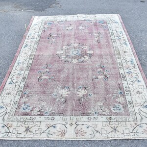 Vintage rug, Turkish rug, Handmade rug, Organic wool rug, Oriental rug, Area rug, Home decor, Boho decor, Bohemian rug, 5.2 x 8.2 ft RL8905