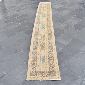 Decorative hallway rug, Vintage rug, Turkish rug, Handmade rug, 1.8 x 13.1 ft Runner rug, Corridor rug, Wool rug, Ethnic runner rug, RL8428