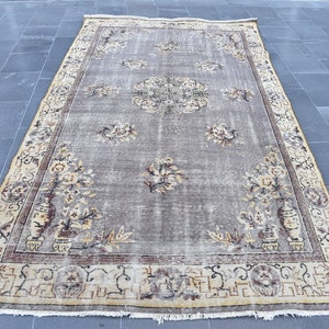 rug, Vintage rug, Turkish rug, Handmade rug, Oversize rug 5.2 x 9.4 ft Oushak rug, Bohemian rug, Organic wool rug, Boho decor RLO1056