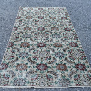 Beige area rug, Turkish rug, Handmade rug, Vintage rug, Home decor, Floral rug, Rustic decor, Bedroom rug, Oushak rug, 3.1 x 5.8 ft RL7137