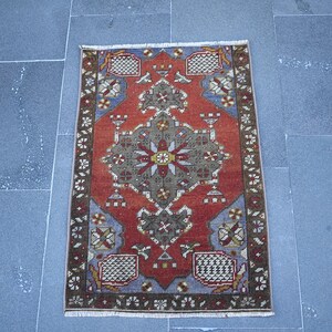 Turkish rug, Boho home decor, Turkey rug, Vintage rug, Handmade small rug, 1.6 x 2.6 Ft Doormat rug, Rustic decor Wool rug Oushak rug RL9189