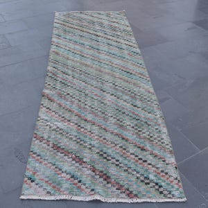 Small runner rug, Turkish hallway rug, Kitchen rug, Vintage handmade wool rug, Bohemian rug, Entryway rug, Stair rug, 2.8 x 8.1 ft RL00252
