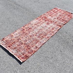 Turkish rug, Vintage rug, Runner rug, Hallway rug, Diningroom rug, Boho home decor, Oriental rug, Organic wool rug, 2.6 x 7.8 ft RL9327