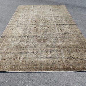 Large area rug, Turkish rug, Handmade rug, Vintage rug, Oversize area rug, Oriental rug, Rustic decor, Bedroom rug, Rug, 6.6 x 11 ft RL8570