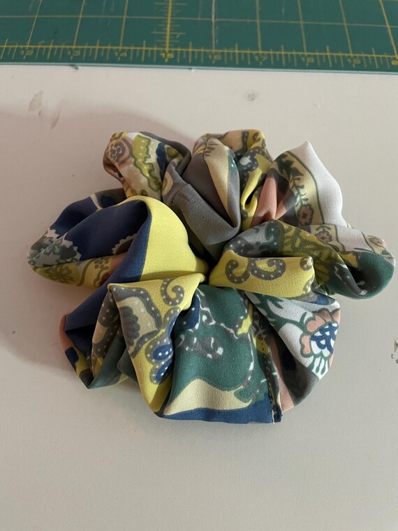 big scrunchie