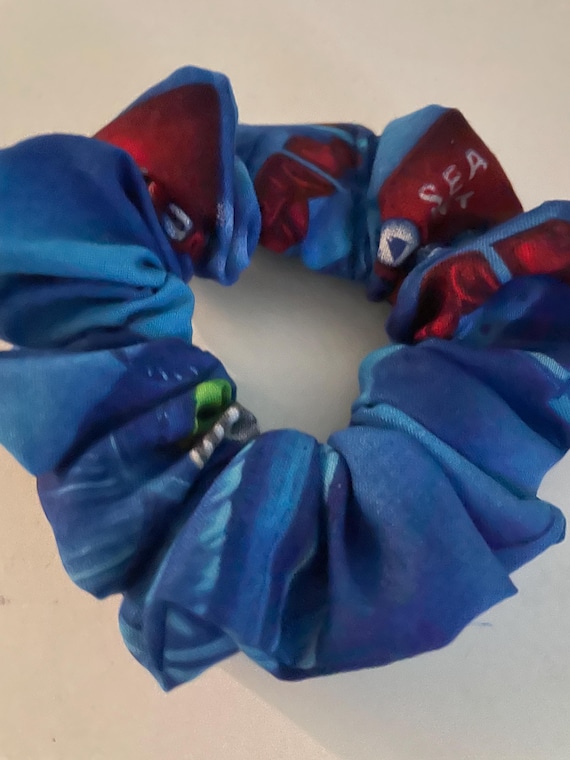 sea hunt scrunchie